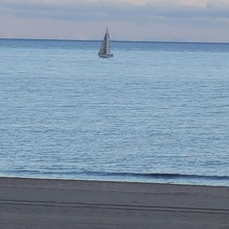 Chambres D'Hotes Un Ete Sans Fin A 50 M De La Plage A Canet Plage Zewnętrze zdjęcie