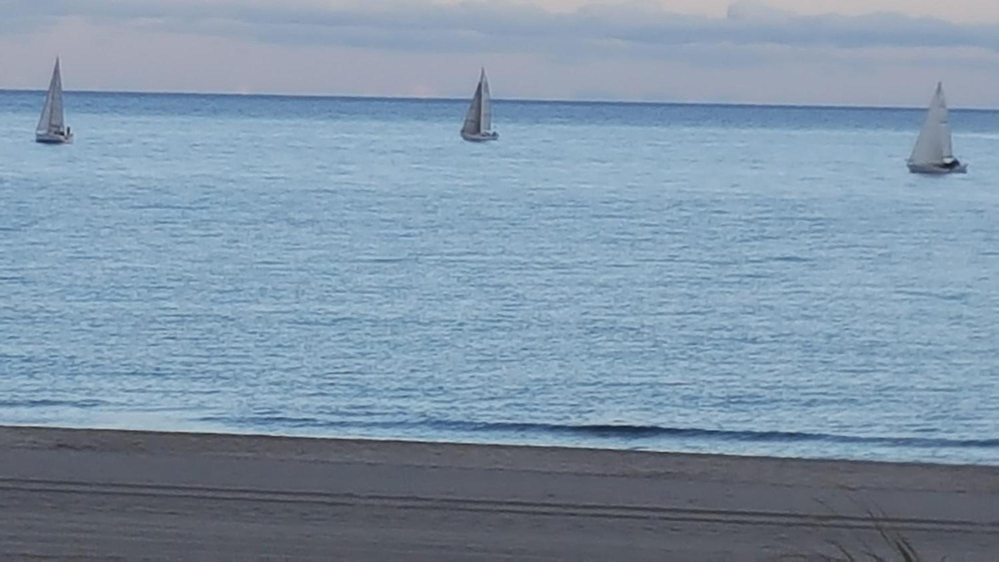 Chambres D'Hotes Un Ete Sans Fin A 50 M De La Plage A Canet Plage Zewnętrze zdjęcie